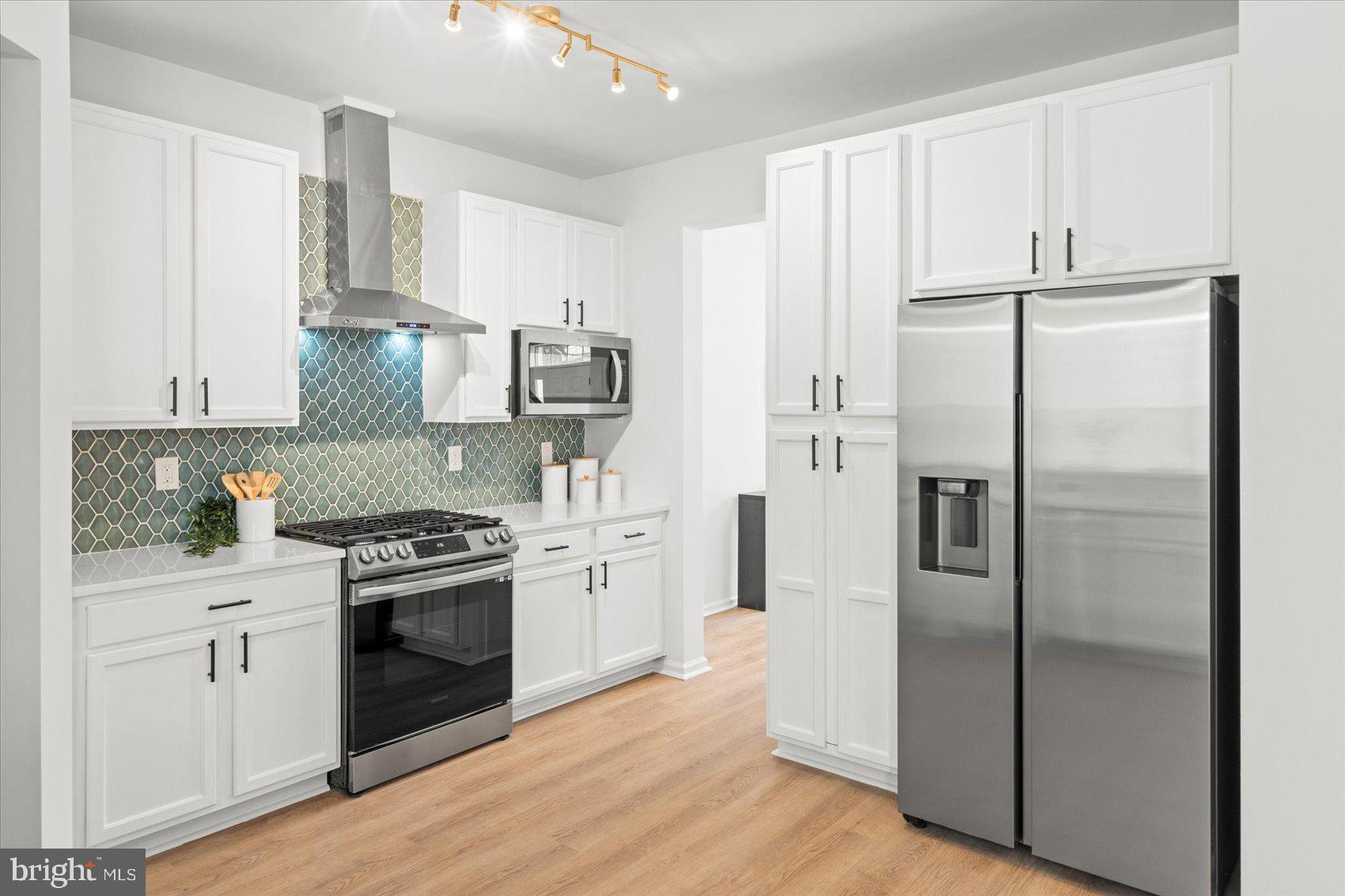 SHERMAN - Residential