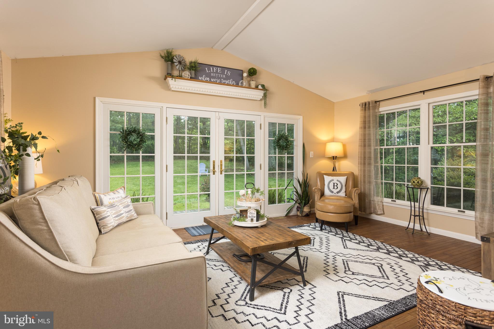 MIDDLETOWN FARMS - Residential