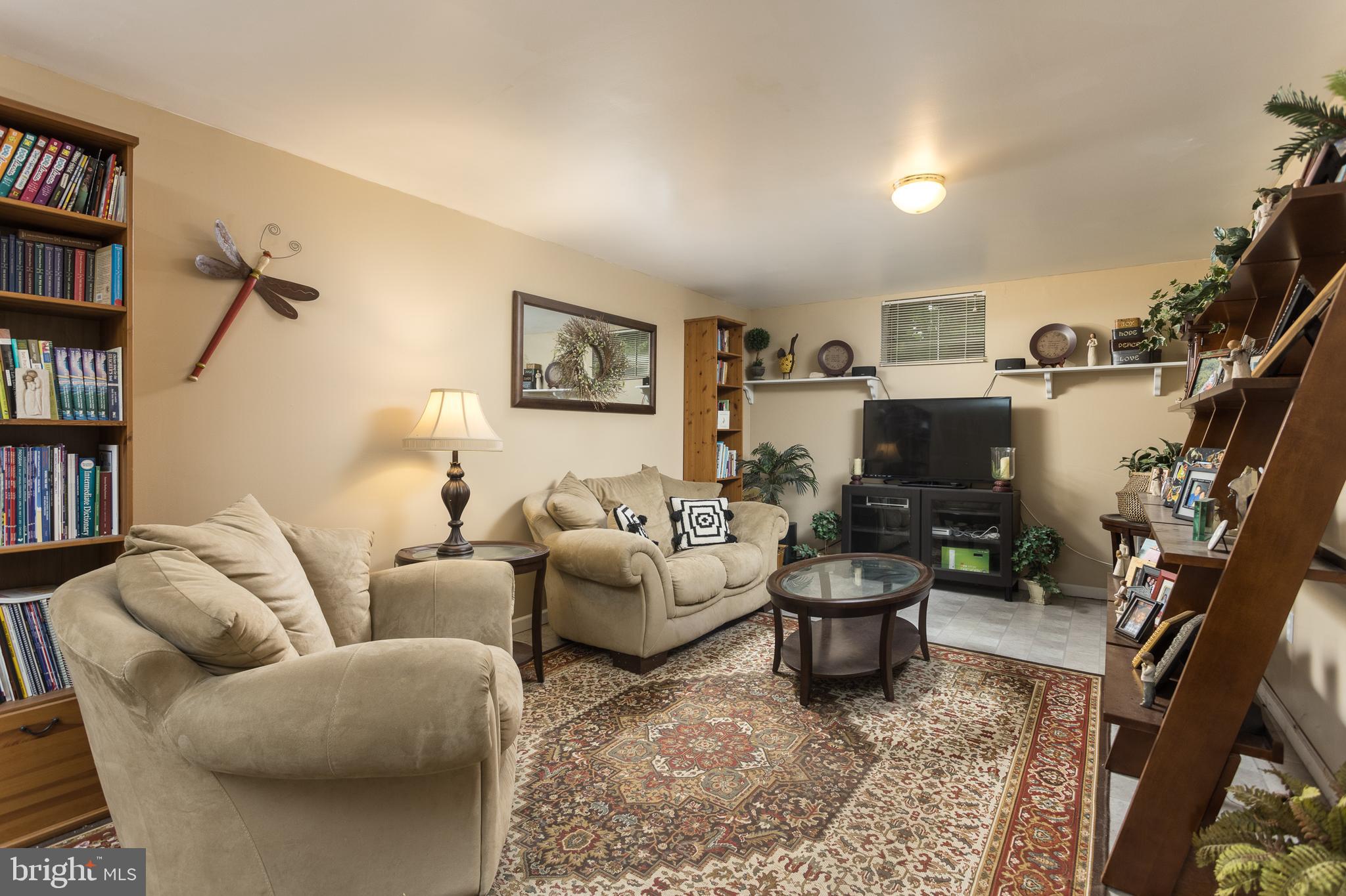 MIDDLETOWN FARMS - Residential