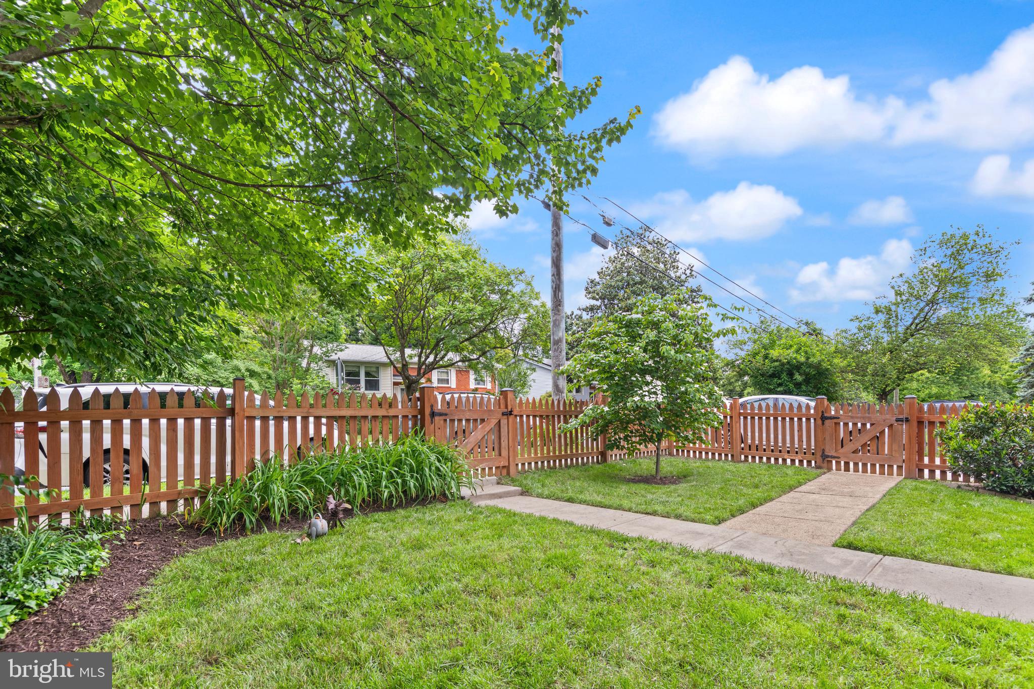 MCKENNEY HILLS - Residential