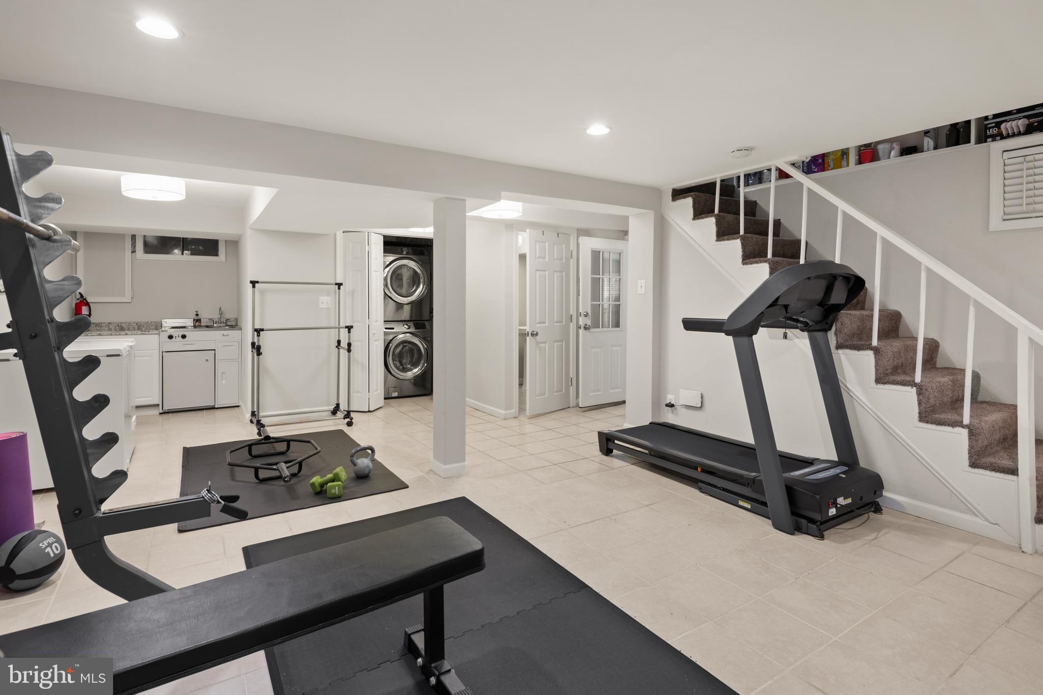 MCKENNEY HILLS - Residential