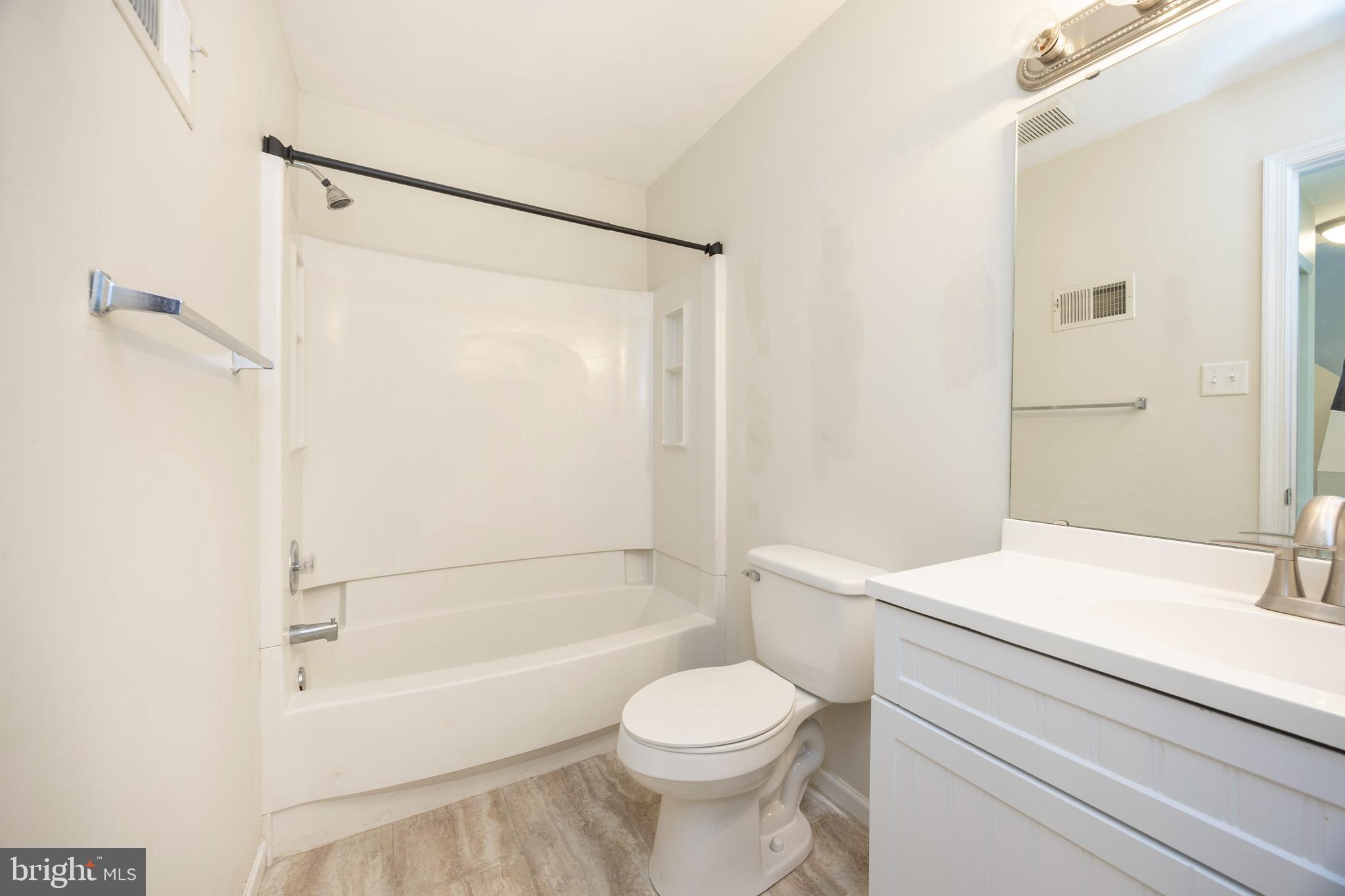 COVENTRY POINTE - Residential