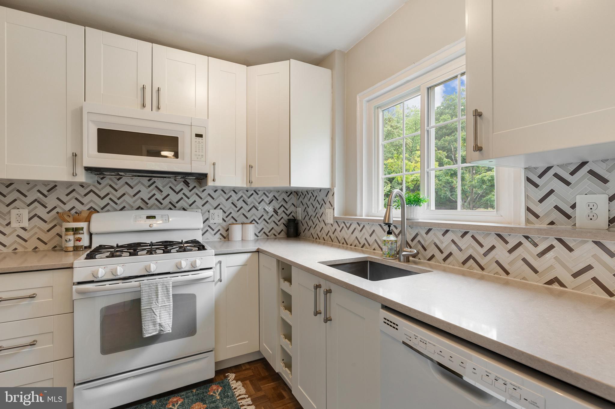 PARKFAIRFAX - Residential