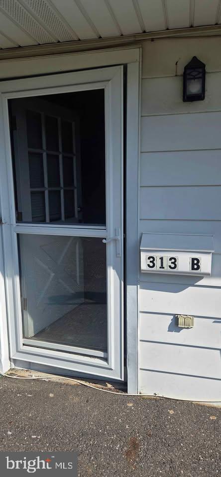 Condo For Rent - 313 Delsea Drive #B<br/> Gloucester County, GLASSBORO, NJ 08028