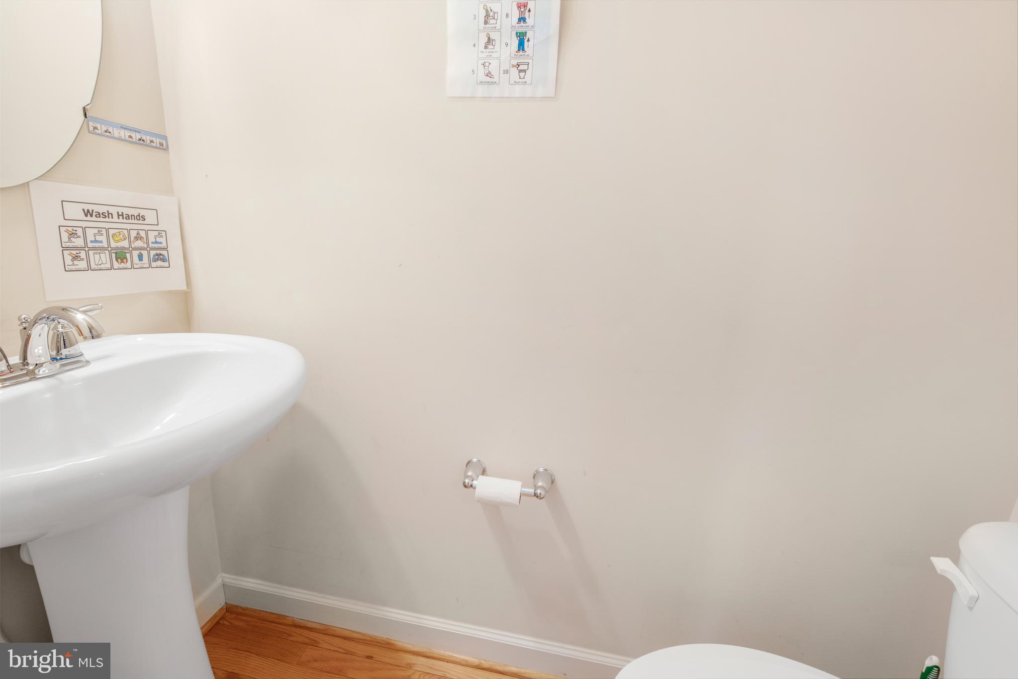 BURTONSVILLE - Residential Lease