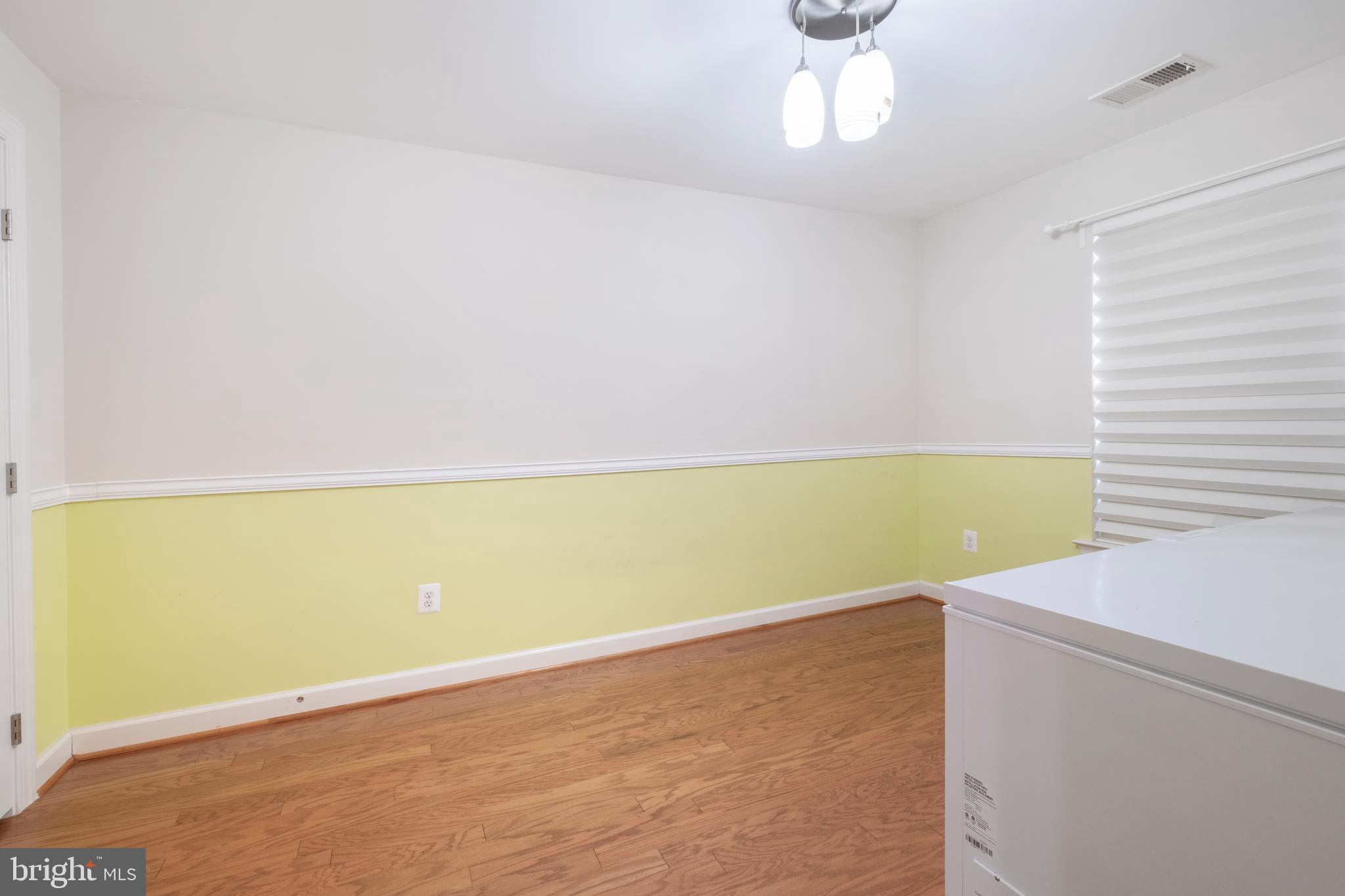 BURTONSVILLE - Residential Lease