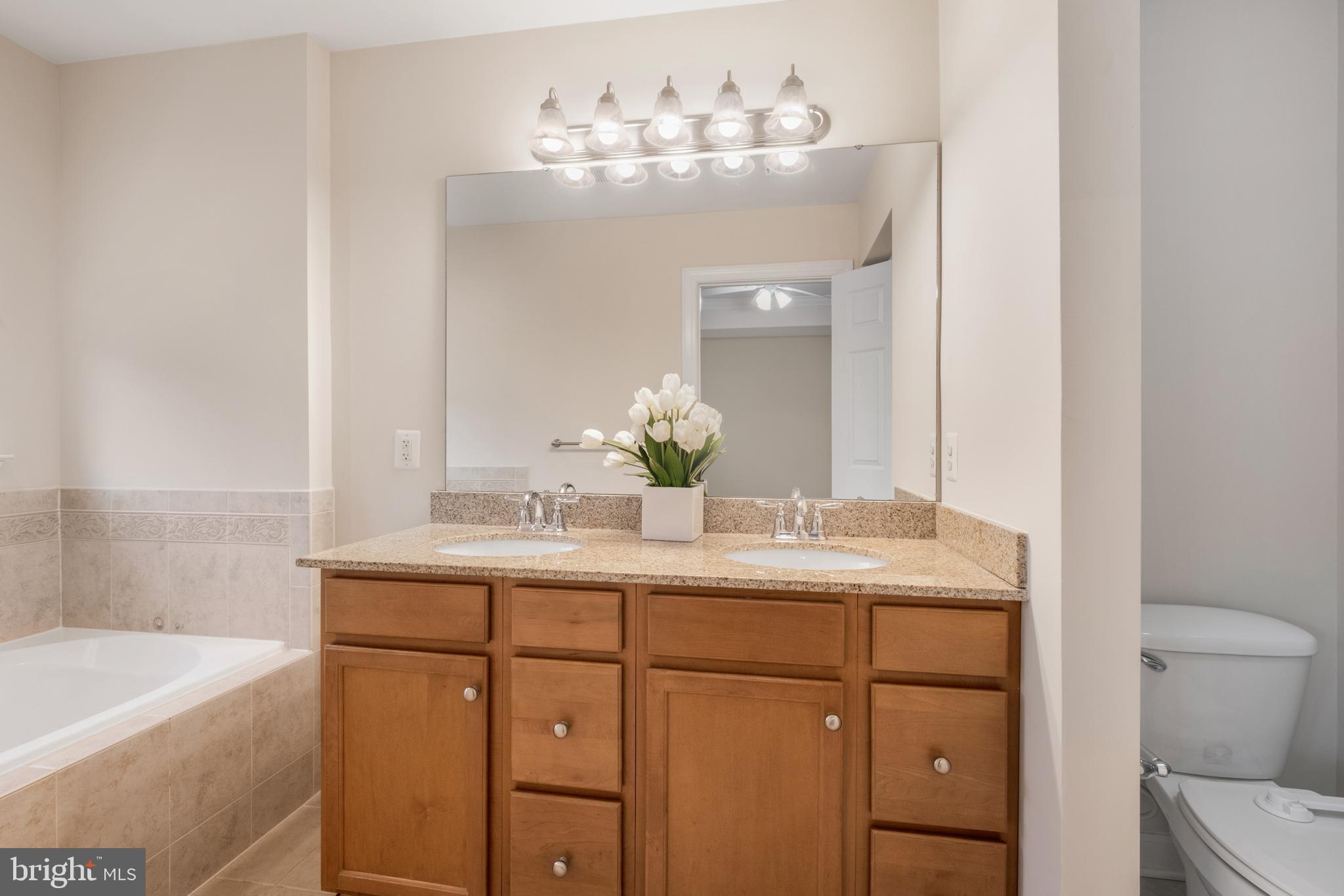 BURTONSVILLE - Residential Lease