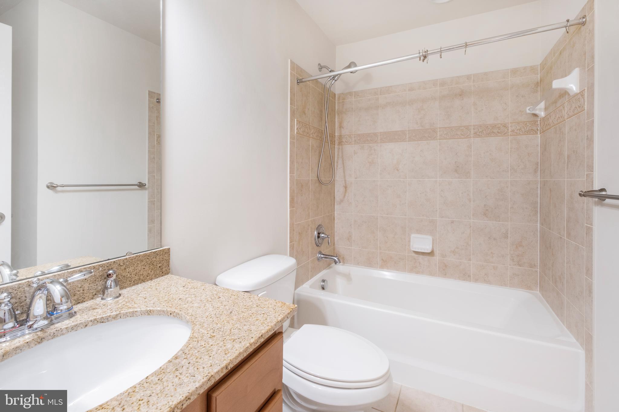 BURTONSVILLE - Residential Lease