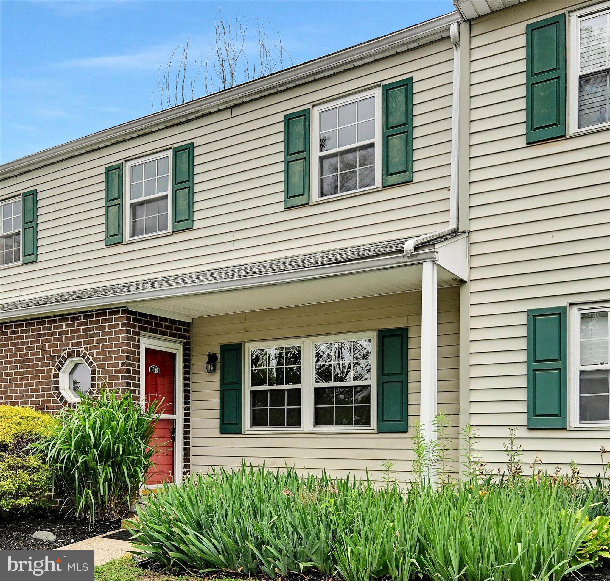 1360 BLUE JAY DRIVE