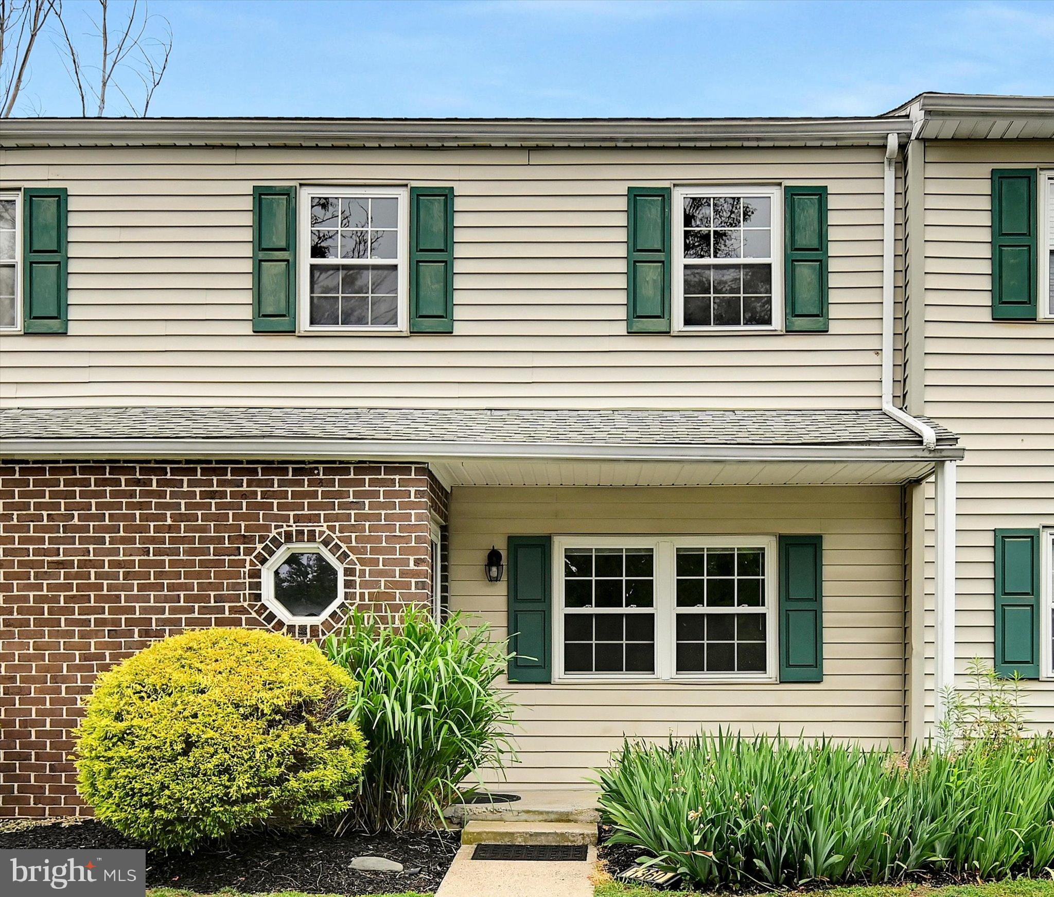 1360 BLUE JAY DRIVE