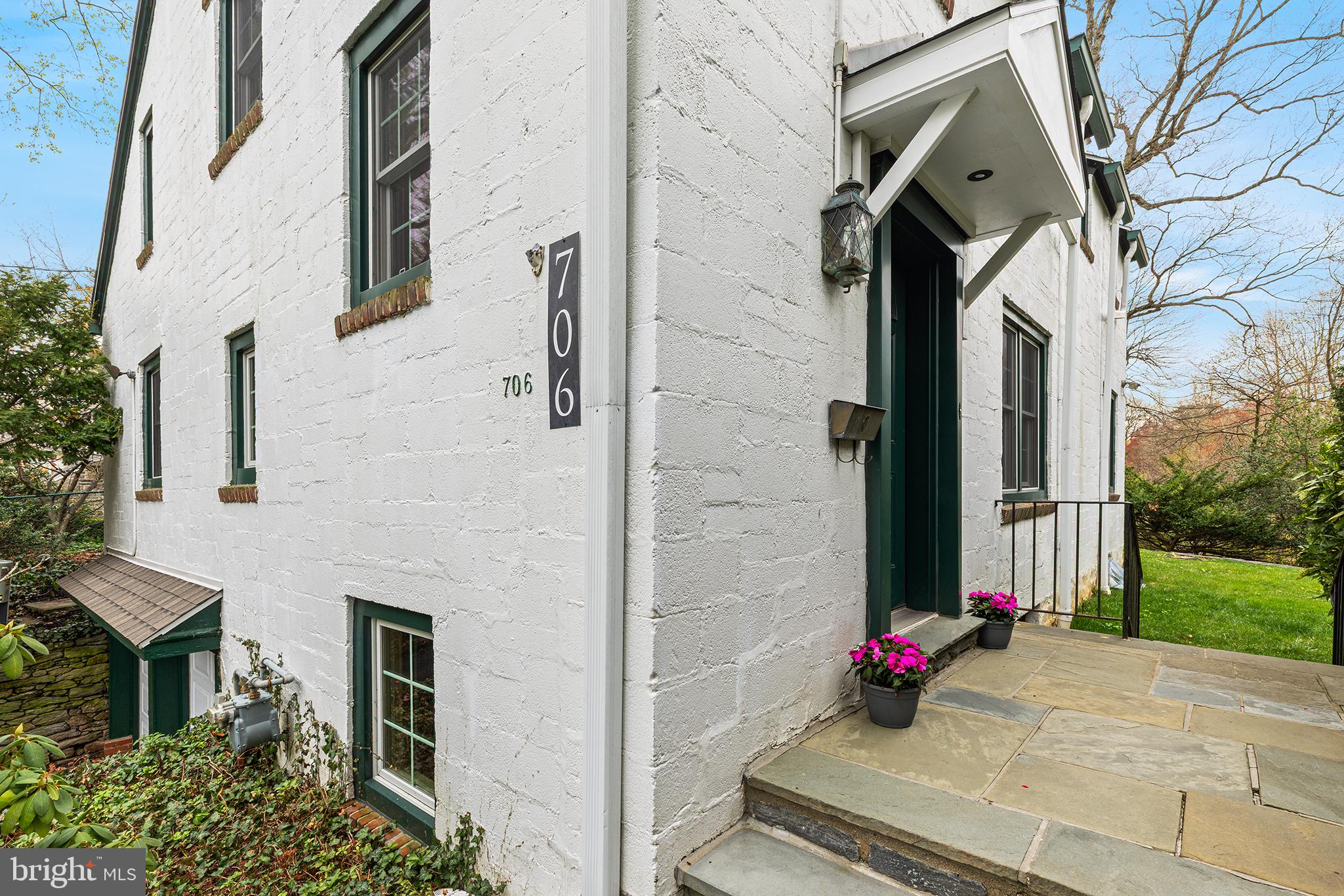 706 SUSSEX ROAD