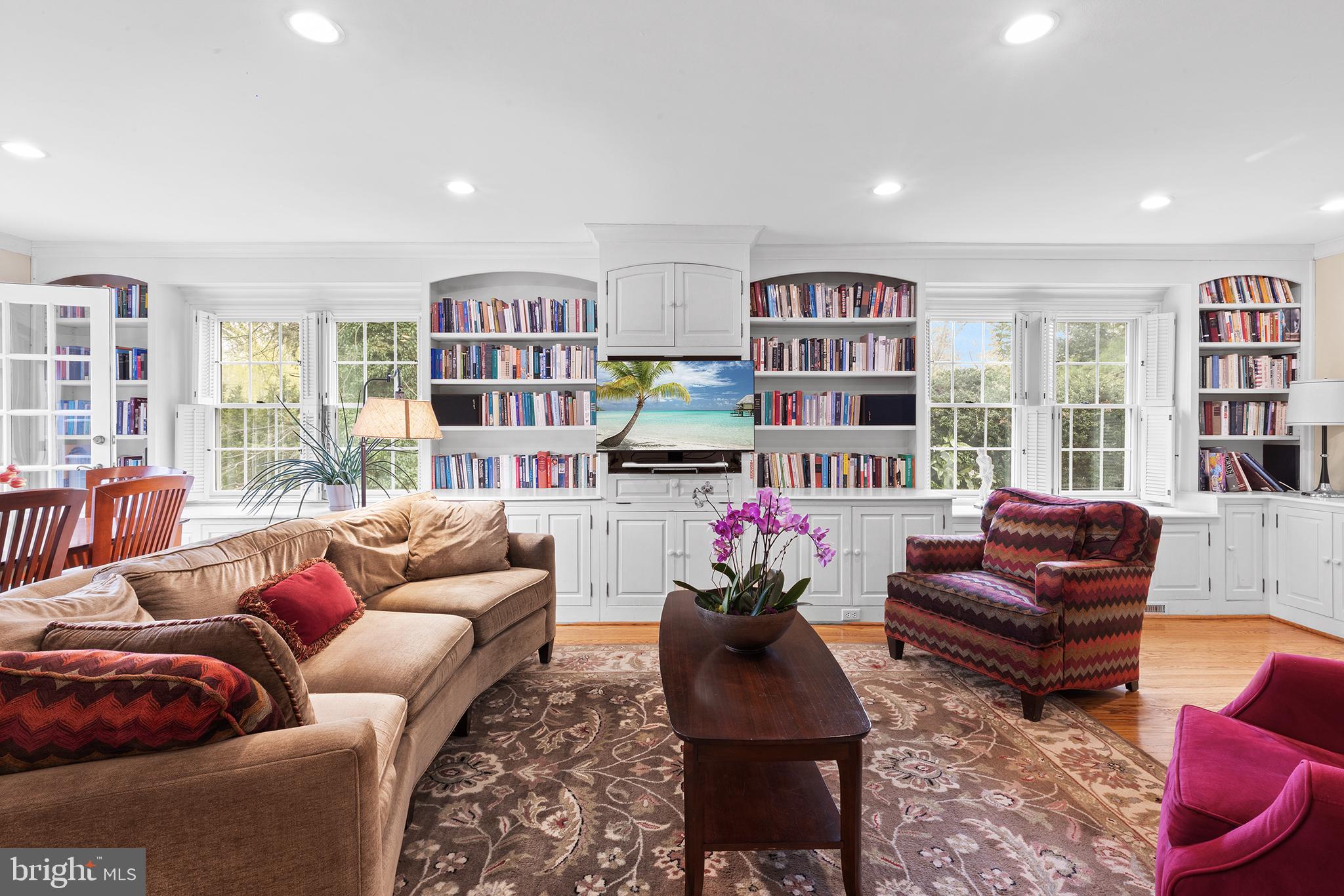 WYNNEWOOD - Residential