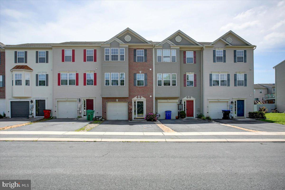3385 CORNERSTONE COURT