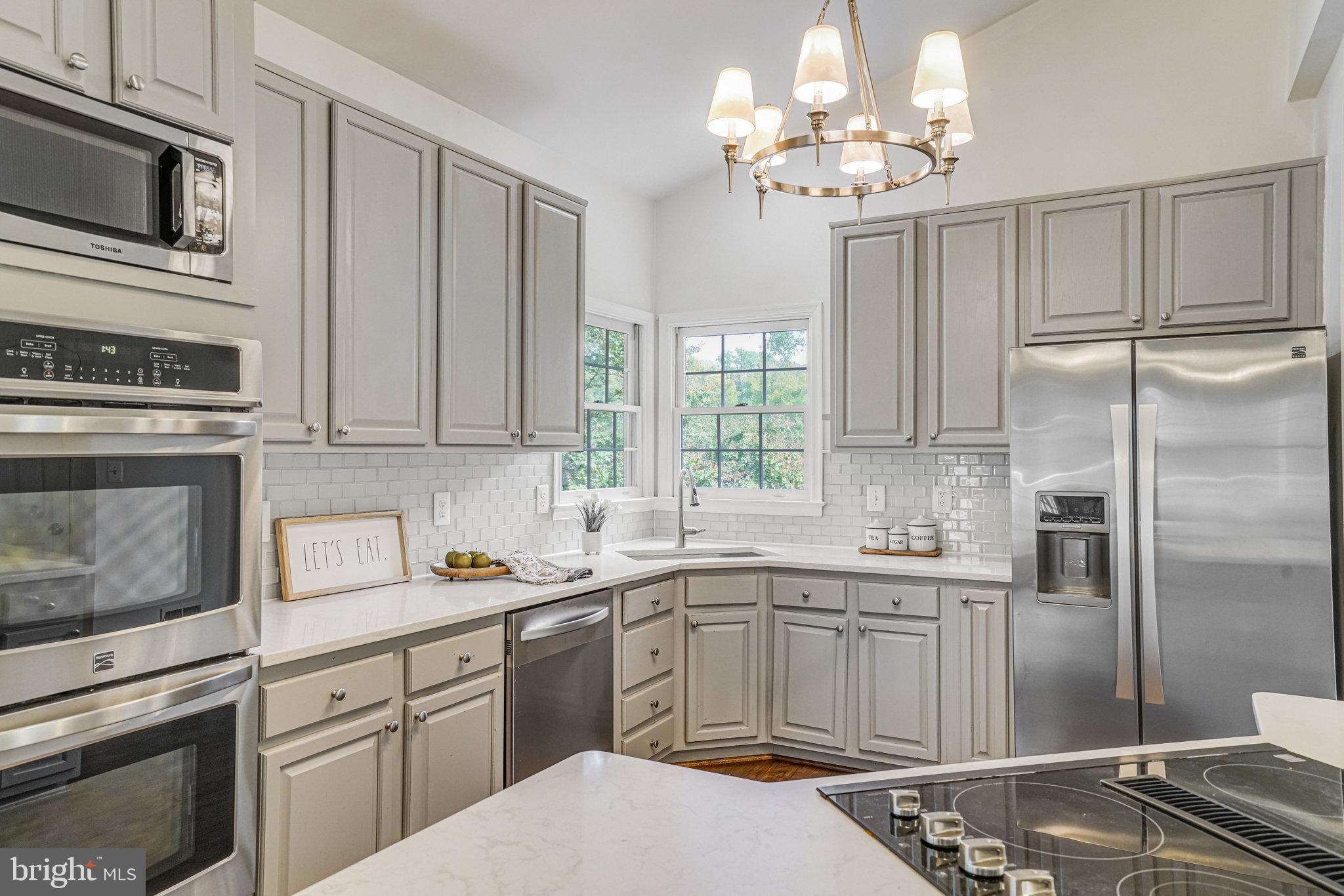 QUAKER HILL - Residential