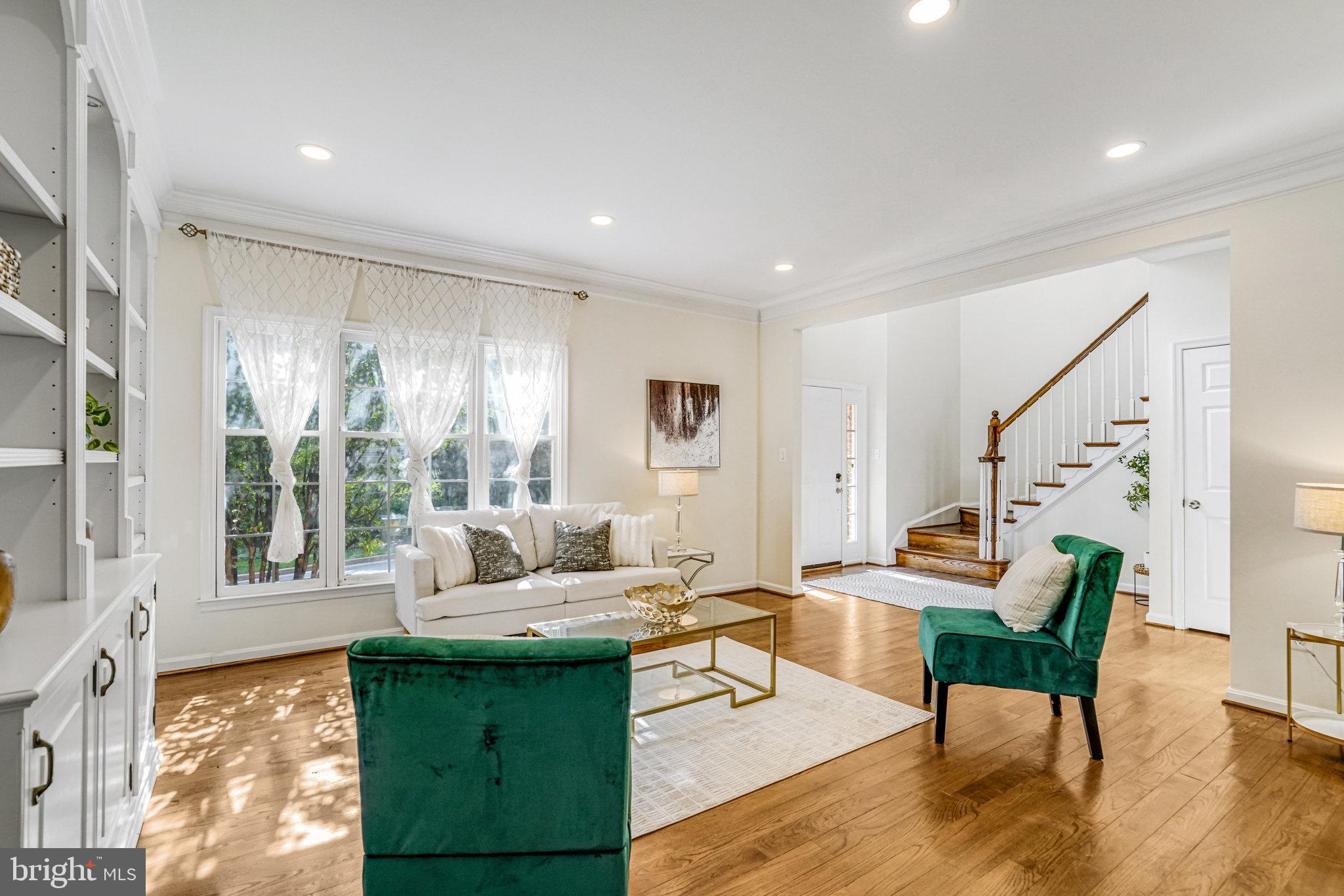 QUAKER HILL - Residential