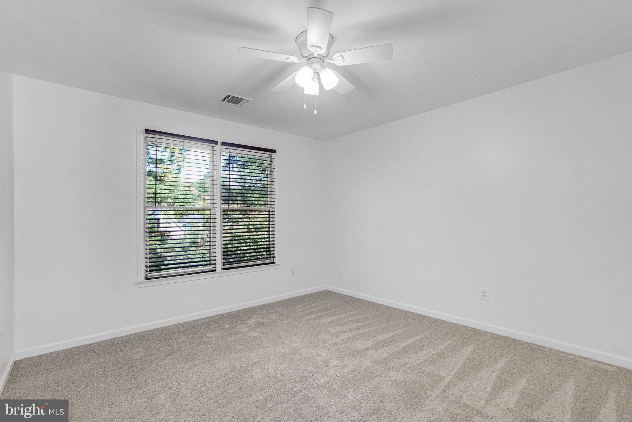 QUAKER HILL - Residential