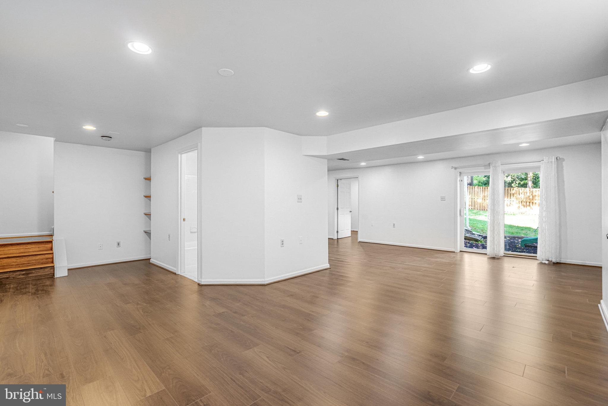 QUAKER HILL - Residential