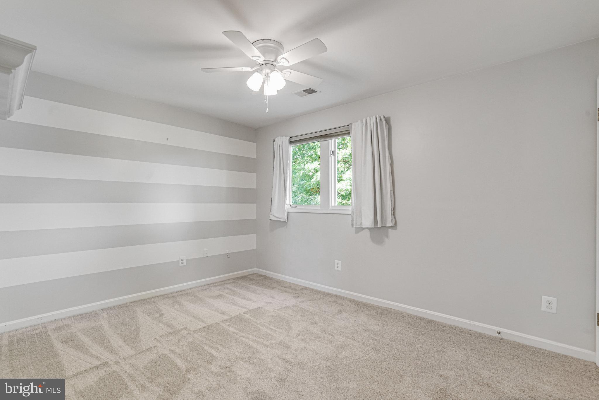 QUAKER HILL - Residential