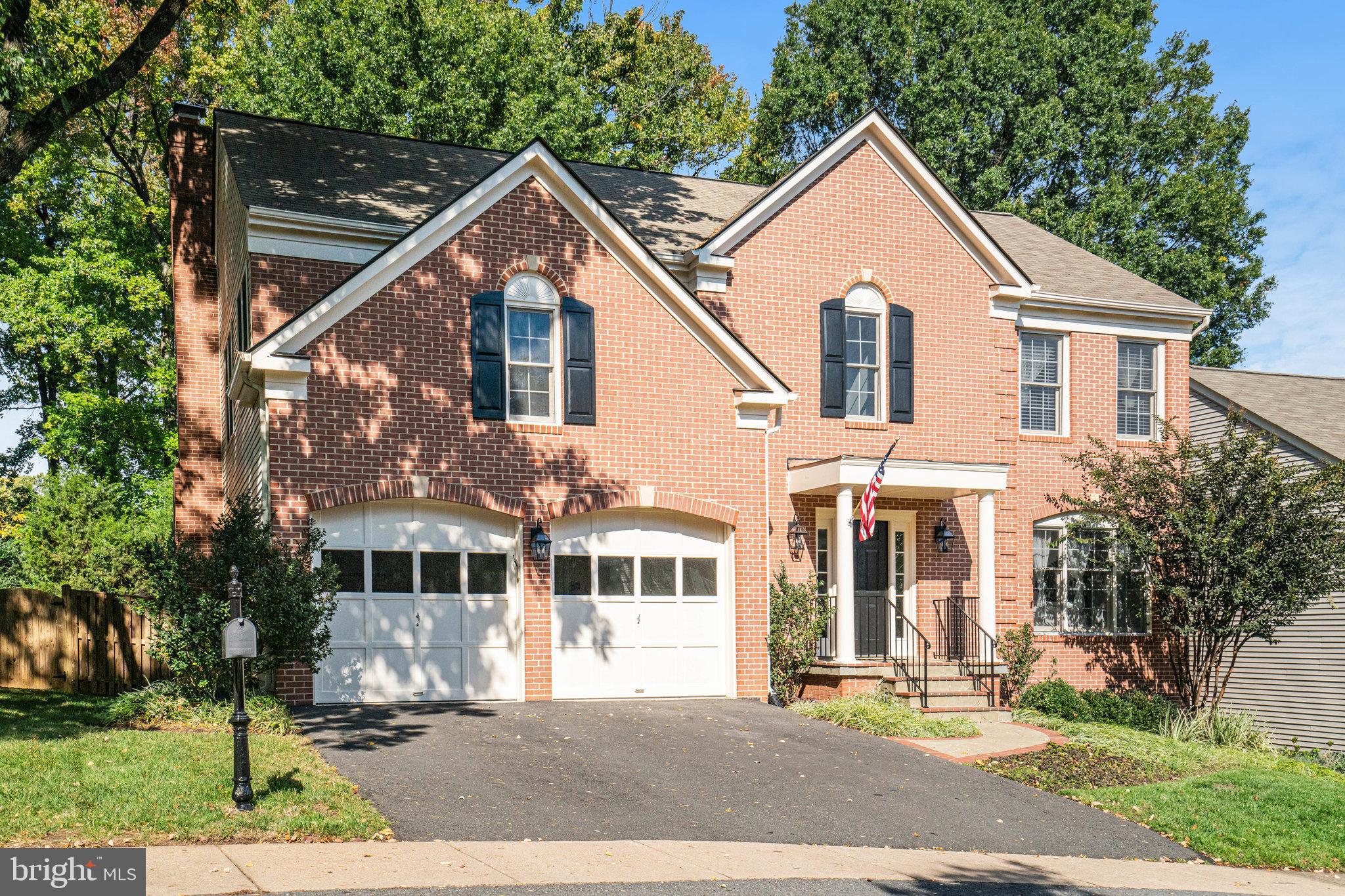 1255 DARTMOUTH COURT