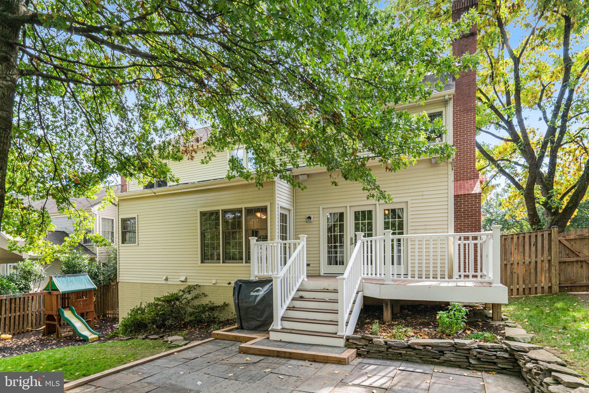 QUAKER HILL - Residential