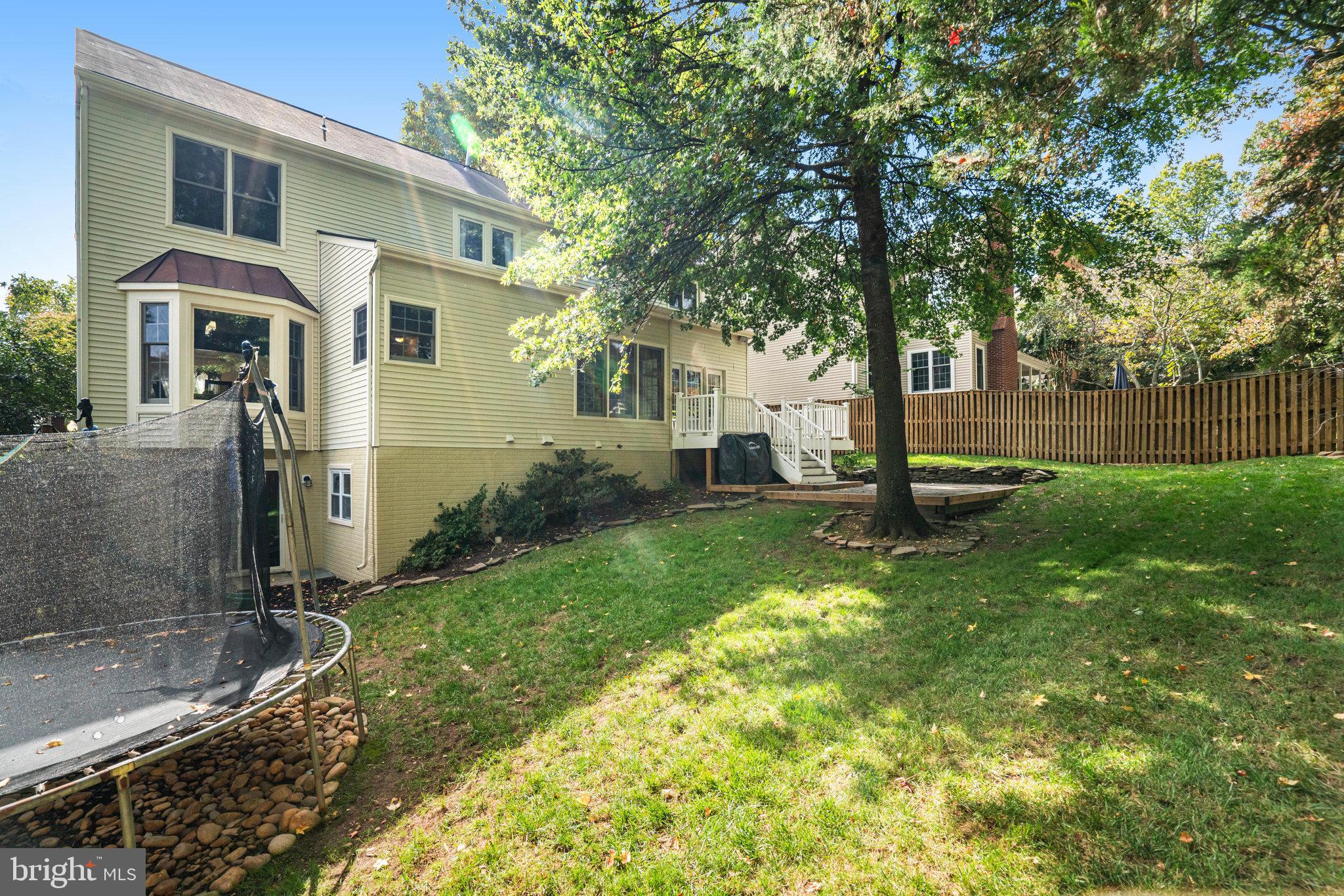 QUAKER HILL - Residential