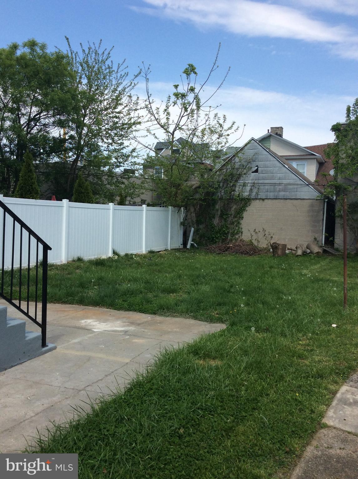 YEADON - Residential