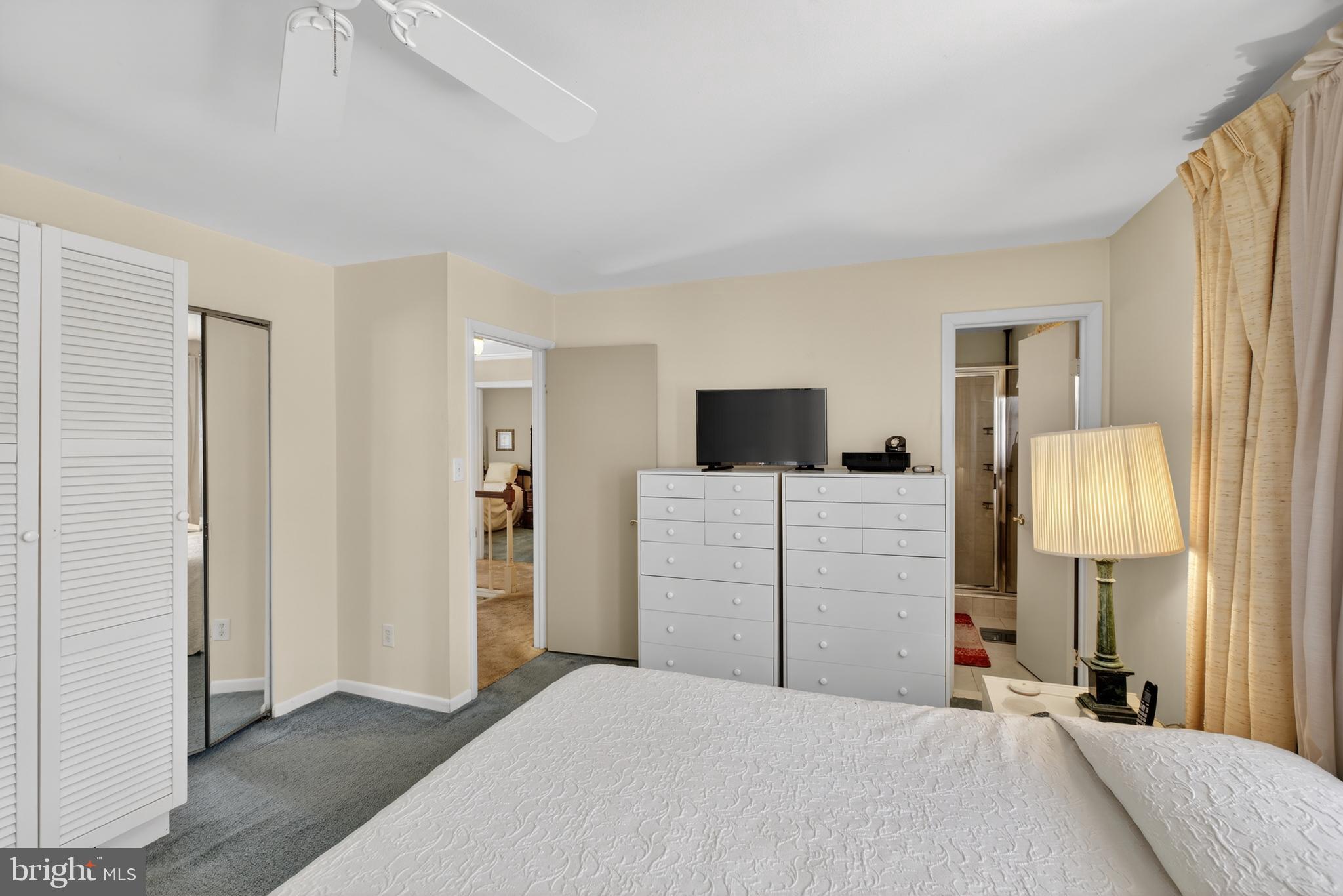 CLIFTON - Residential