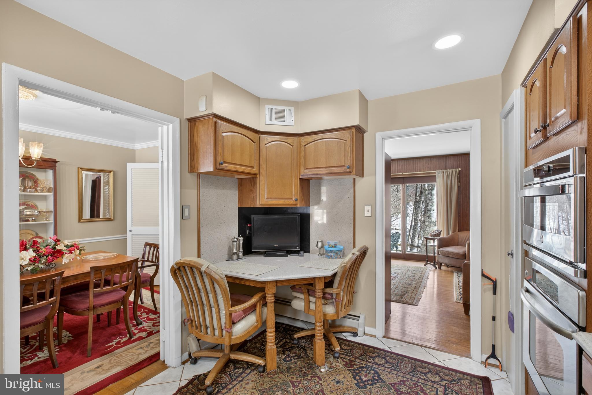 CLIFTON - Residential