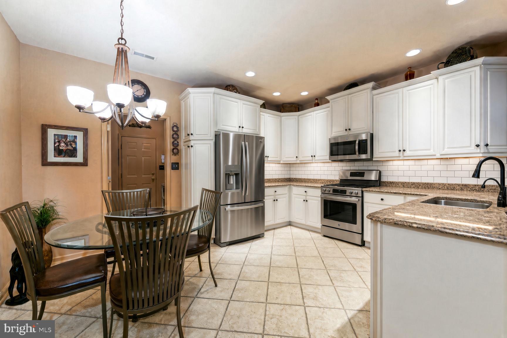 38 SHADY BROOK DRIVE 66