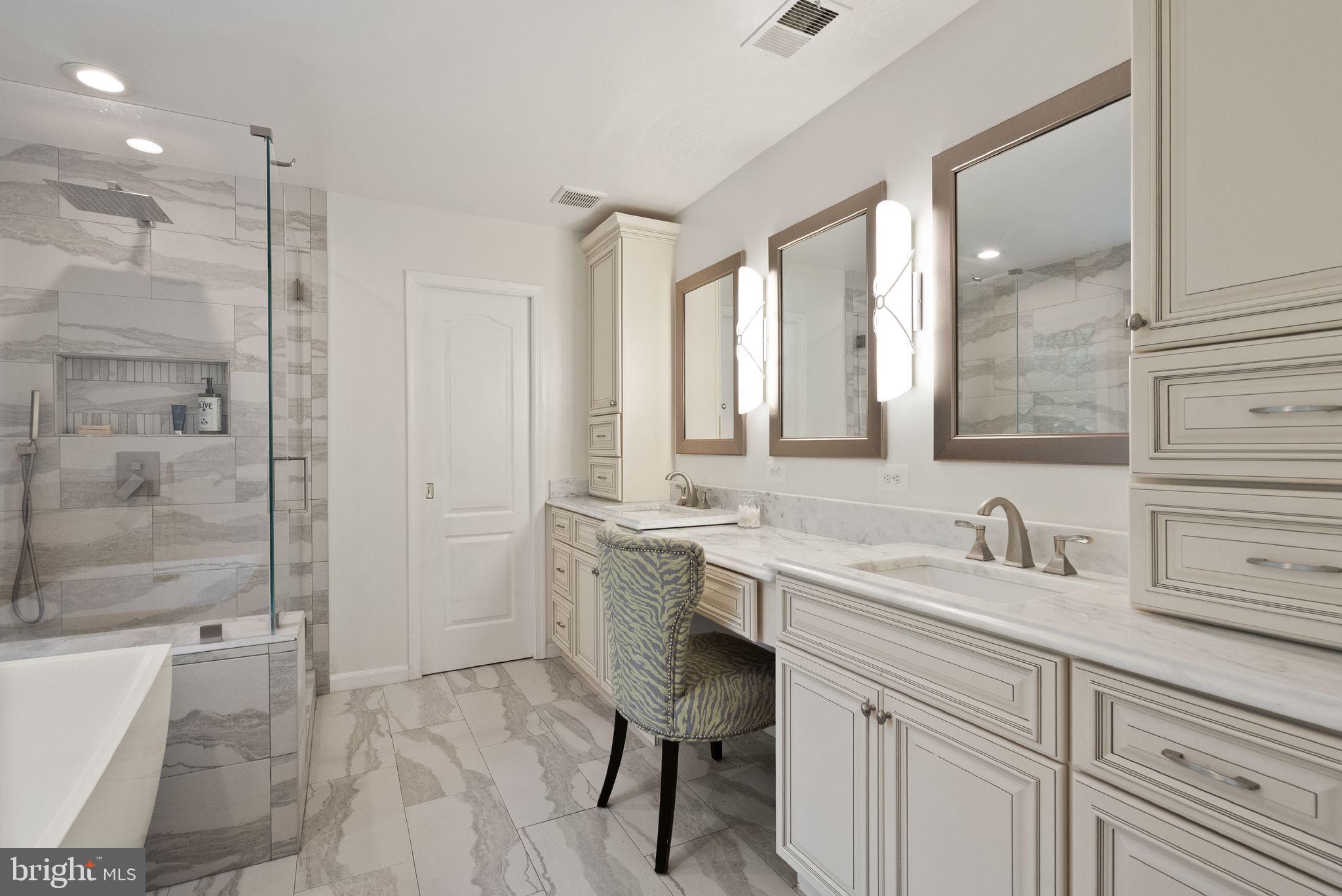 BEAR CREEK - Residential