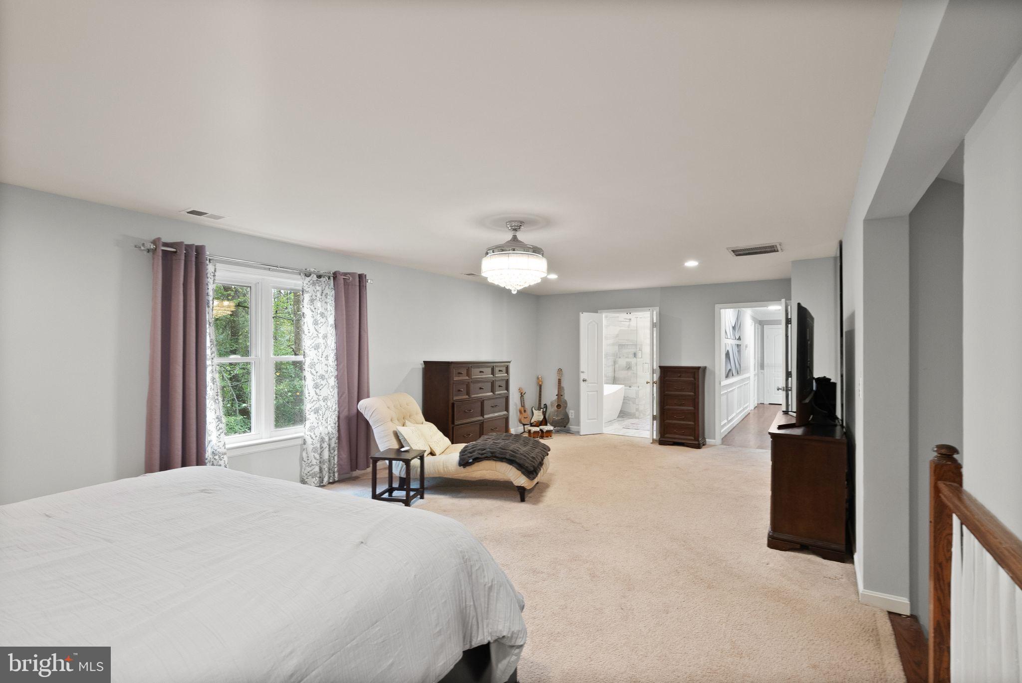 BEAR CREEK - Residential