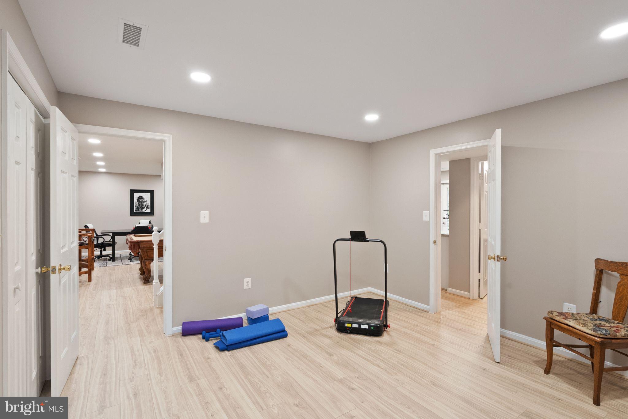 BEAR CREEK - Residential