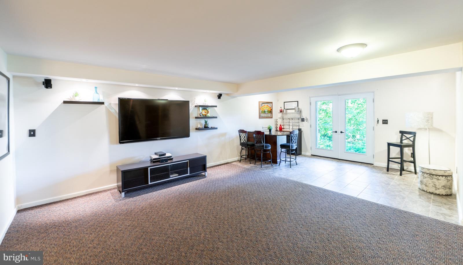 WINDING CREEK ESTS - Residential