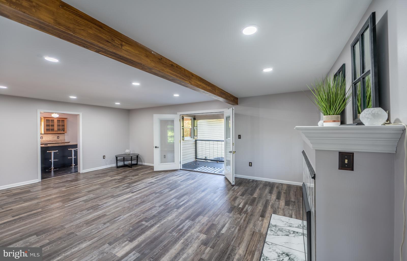 WINDING CREEK ESTS - Residential