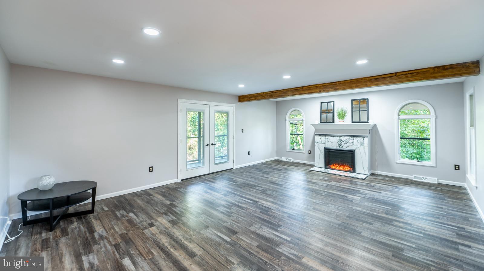 WINDING CREEK ESTS - Residential