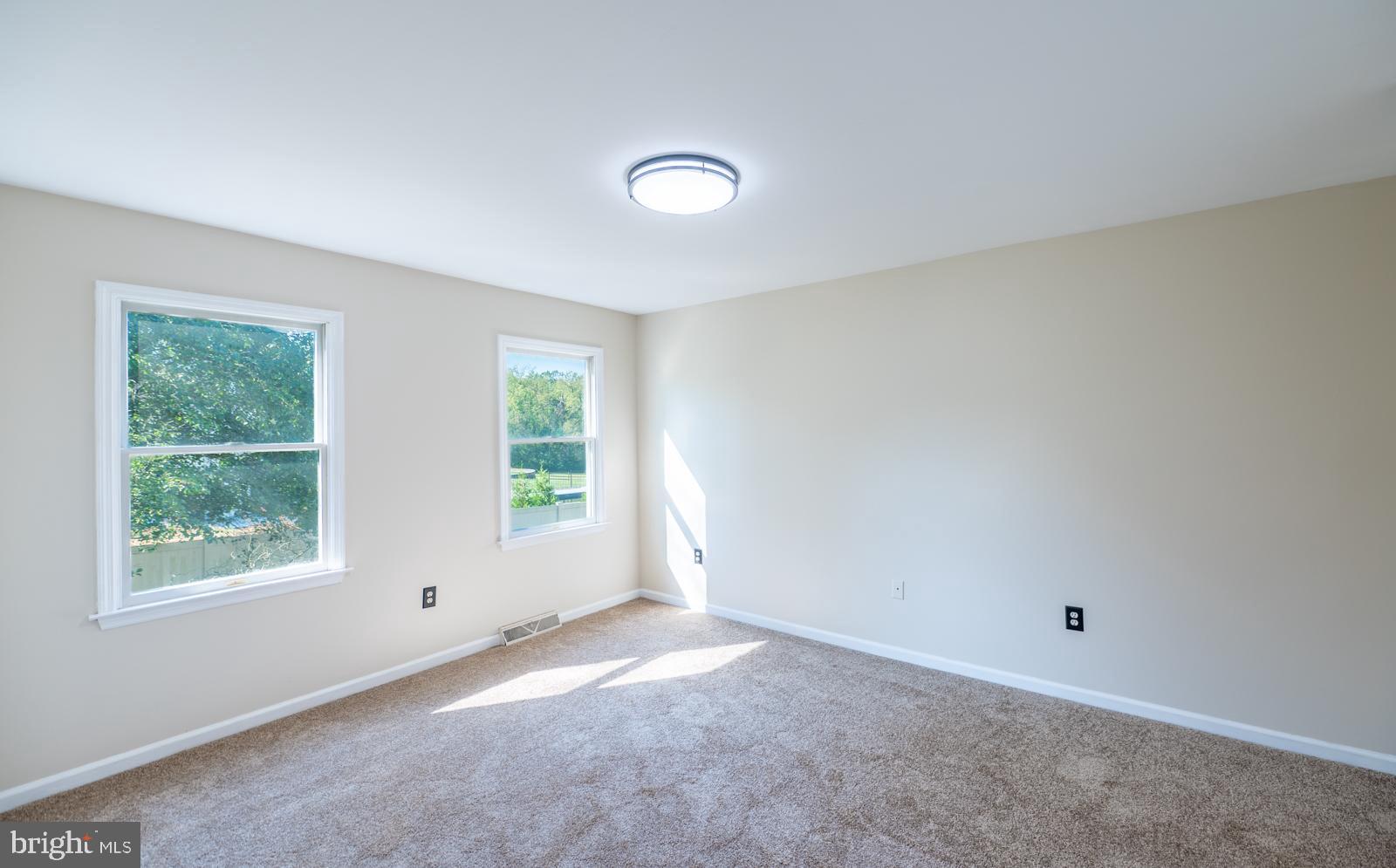 WINDING CREEK ESTS - Residential