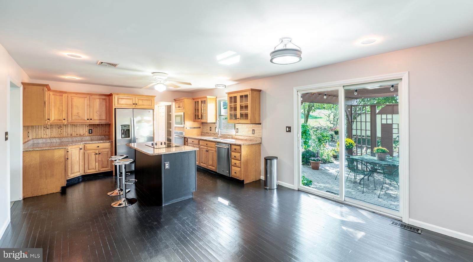 WINDING CREEK ESTS - Residential