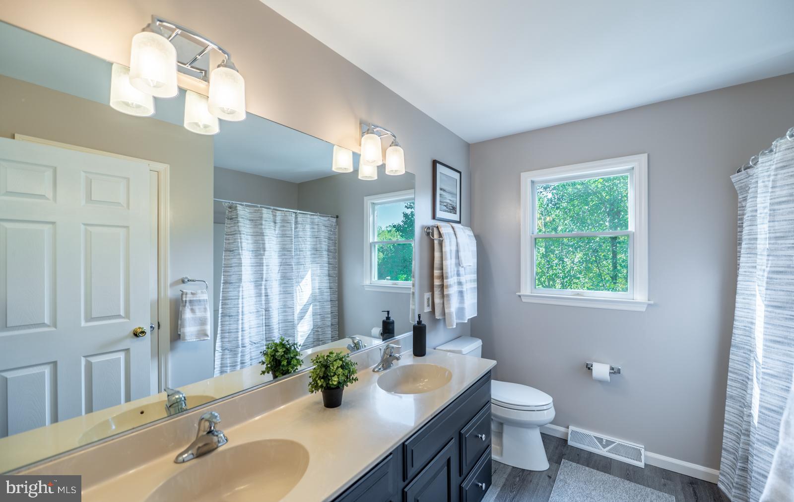 WINDING CREEK ESTS - Residential