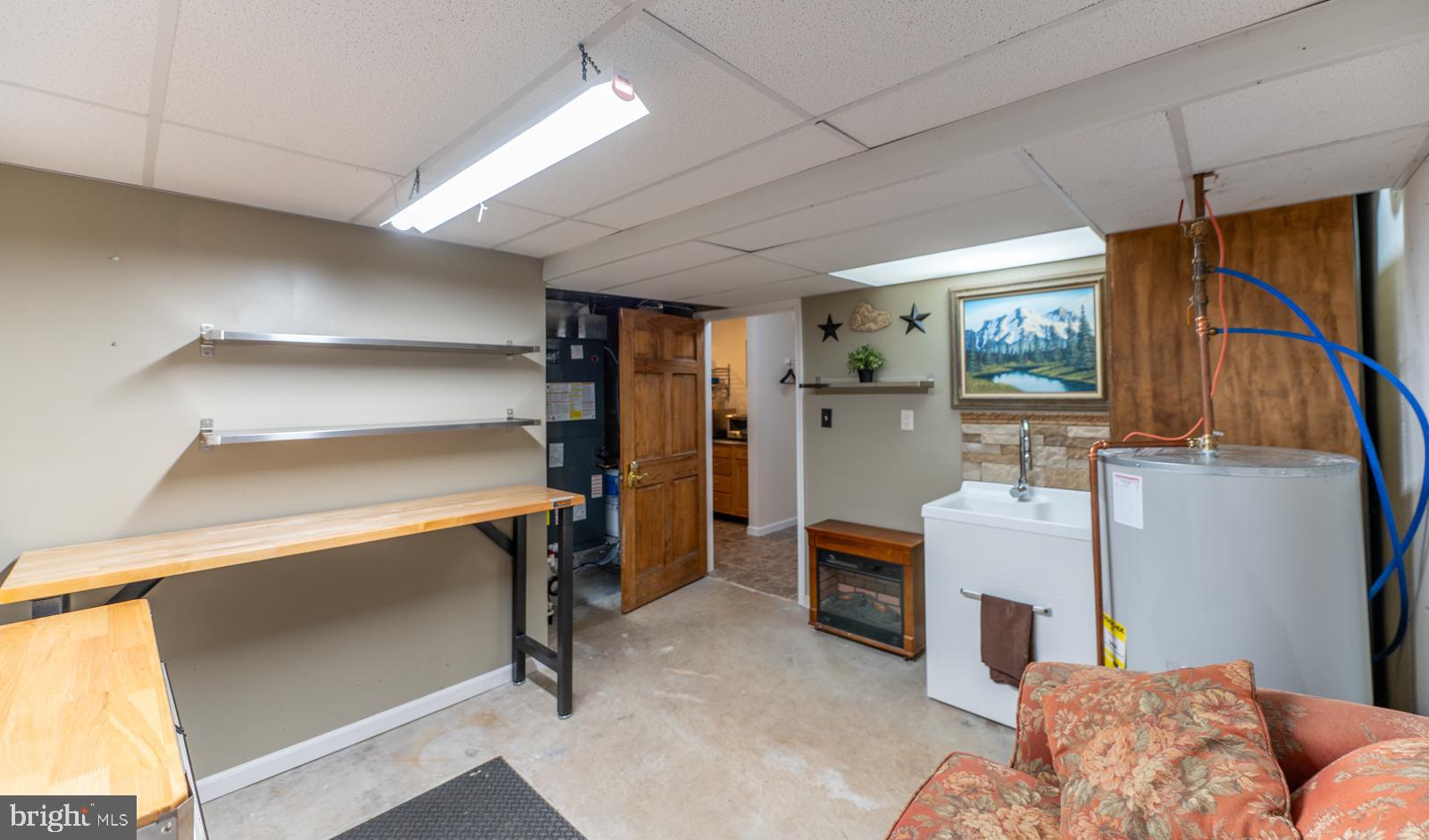 WINDING CREEK ESTS - Residential