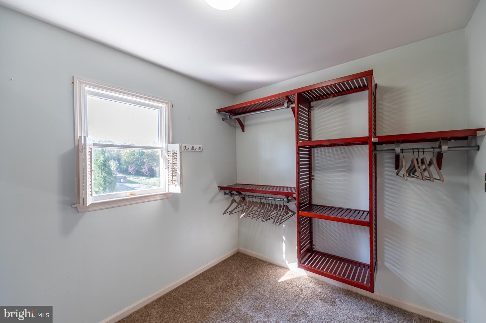 WINDING CREEK ESTS - Residential