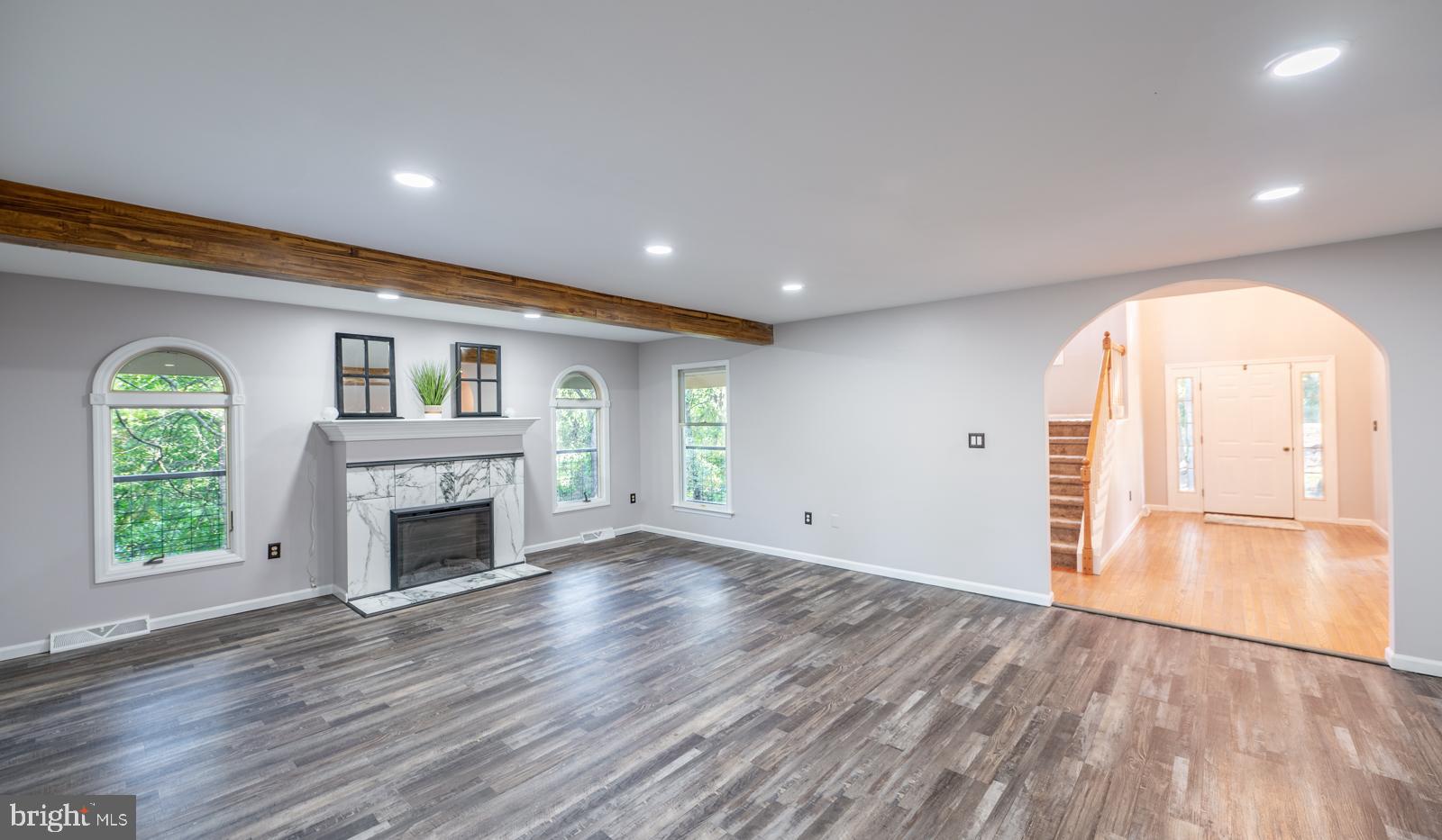 WINDING CREEK ESTS - Residential