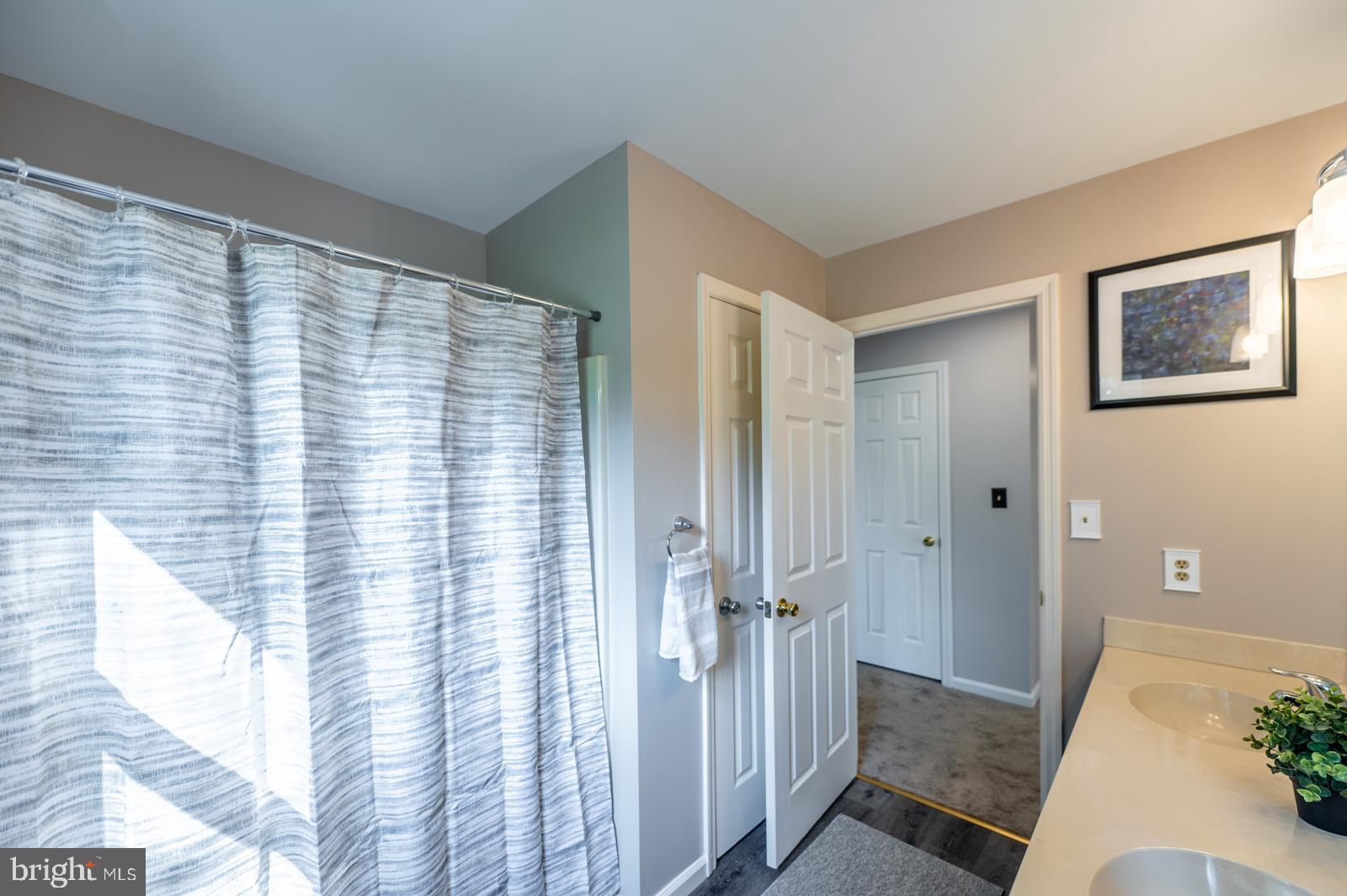 WINDING CREEK ESTS - Residential