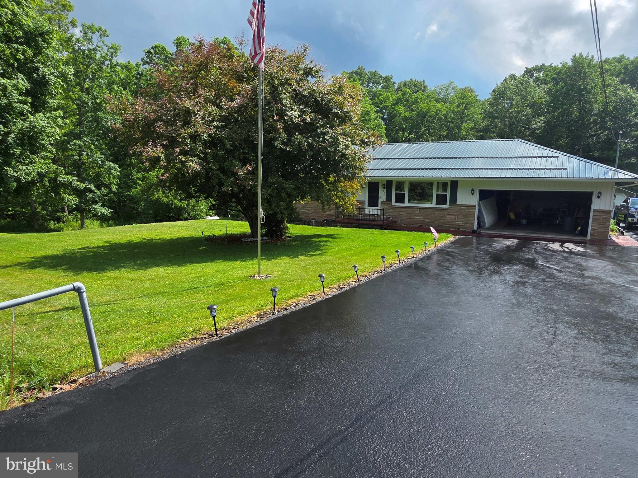 321 DEER PARK HOTEL ROAD
