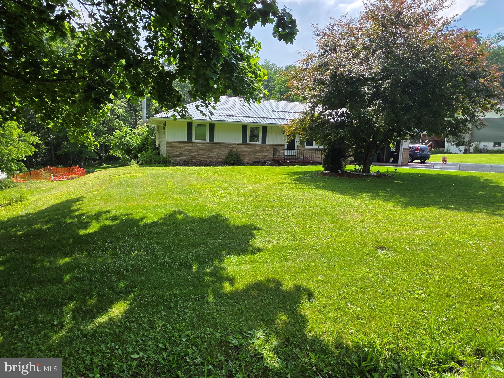321 DEER PARK HOTEL ROAD