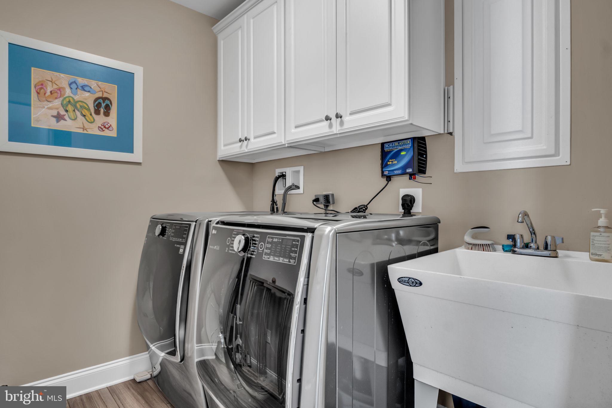 TRADITIONS OF AMERICA AT SILVER SPRING - Residential