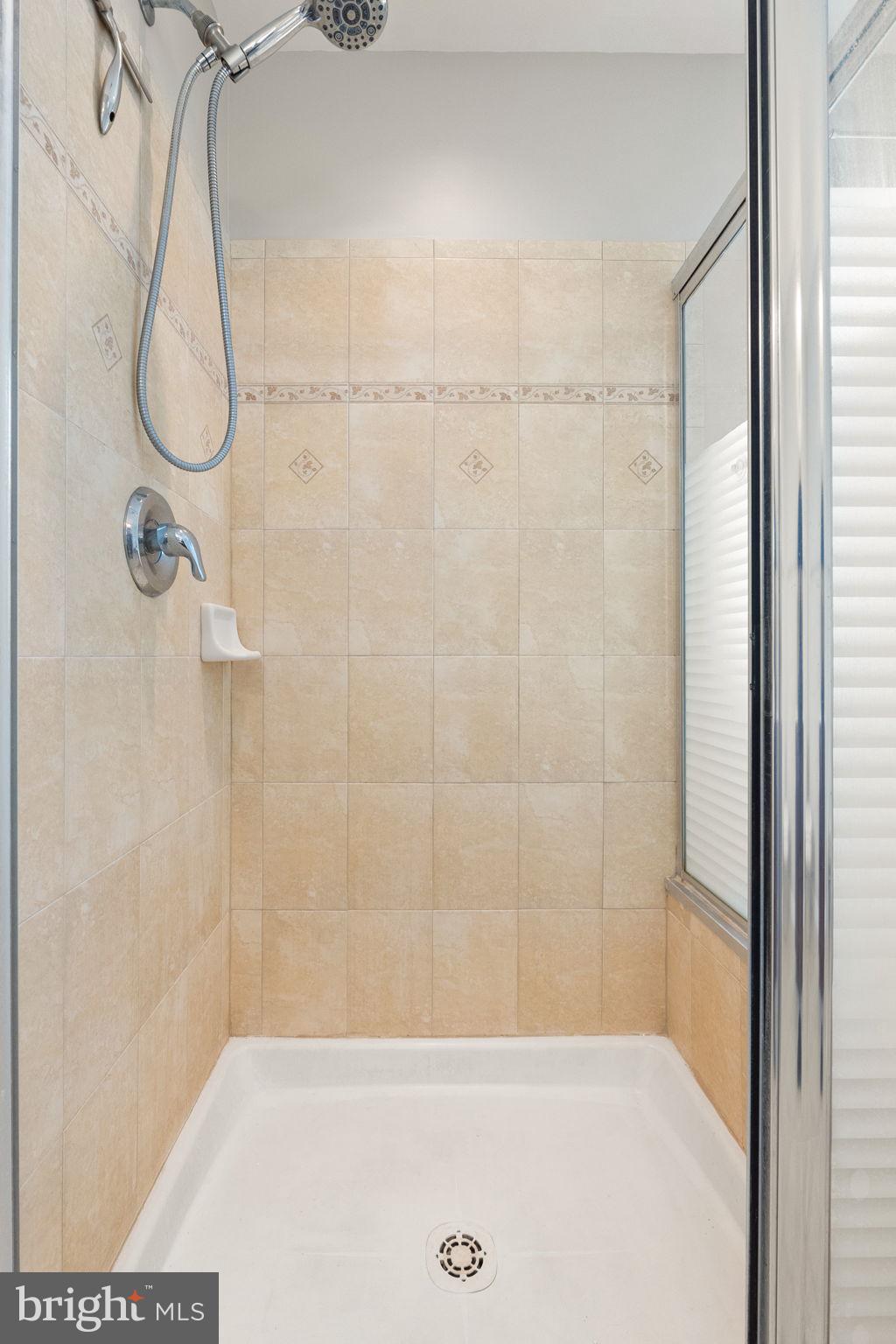 SHENANDOAH SPRINGS - Residential