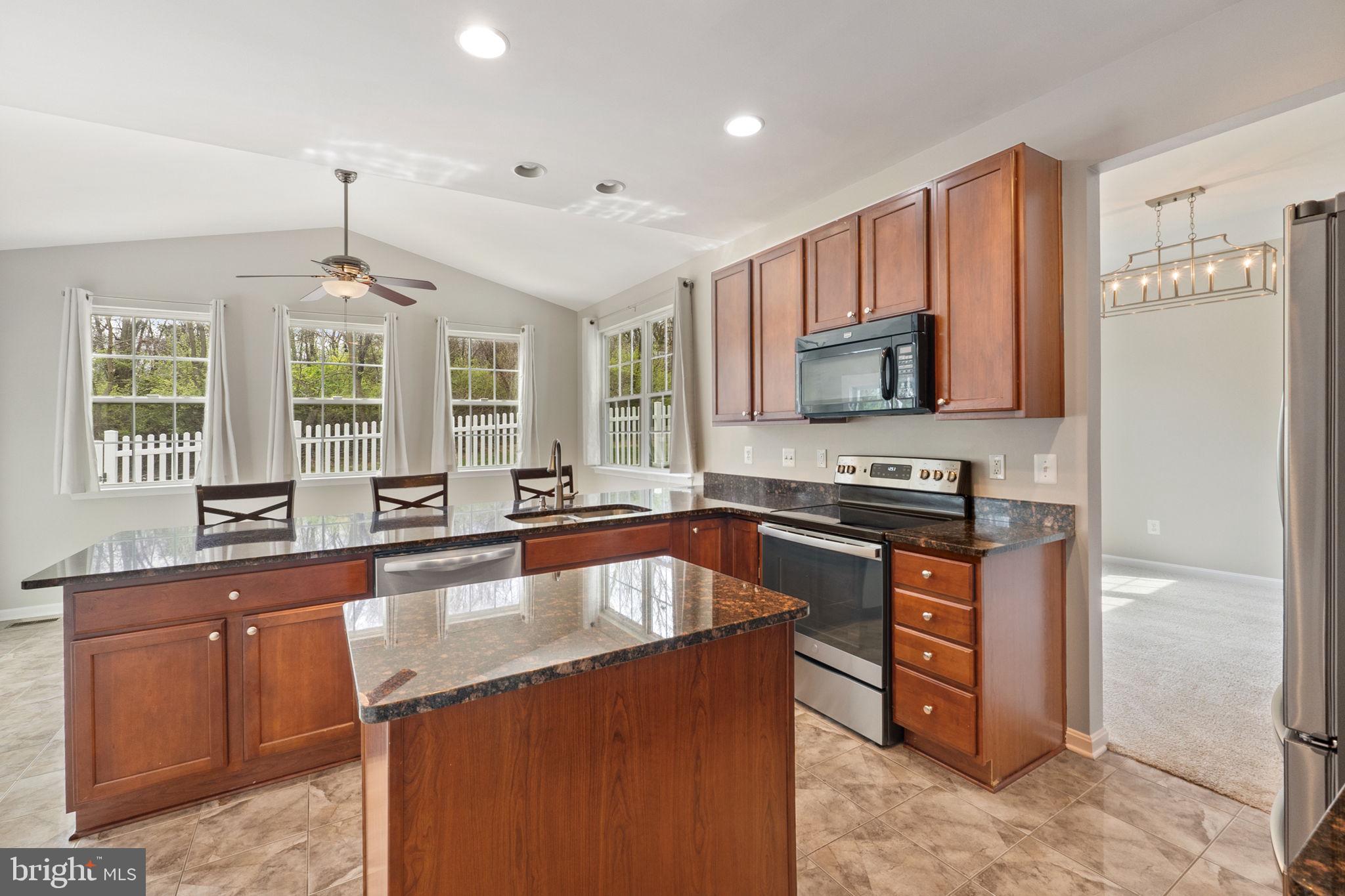 SHENANDOAH SPRINGS - Residential