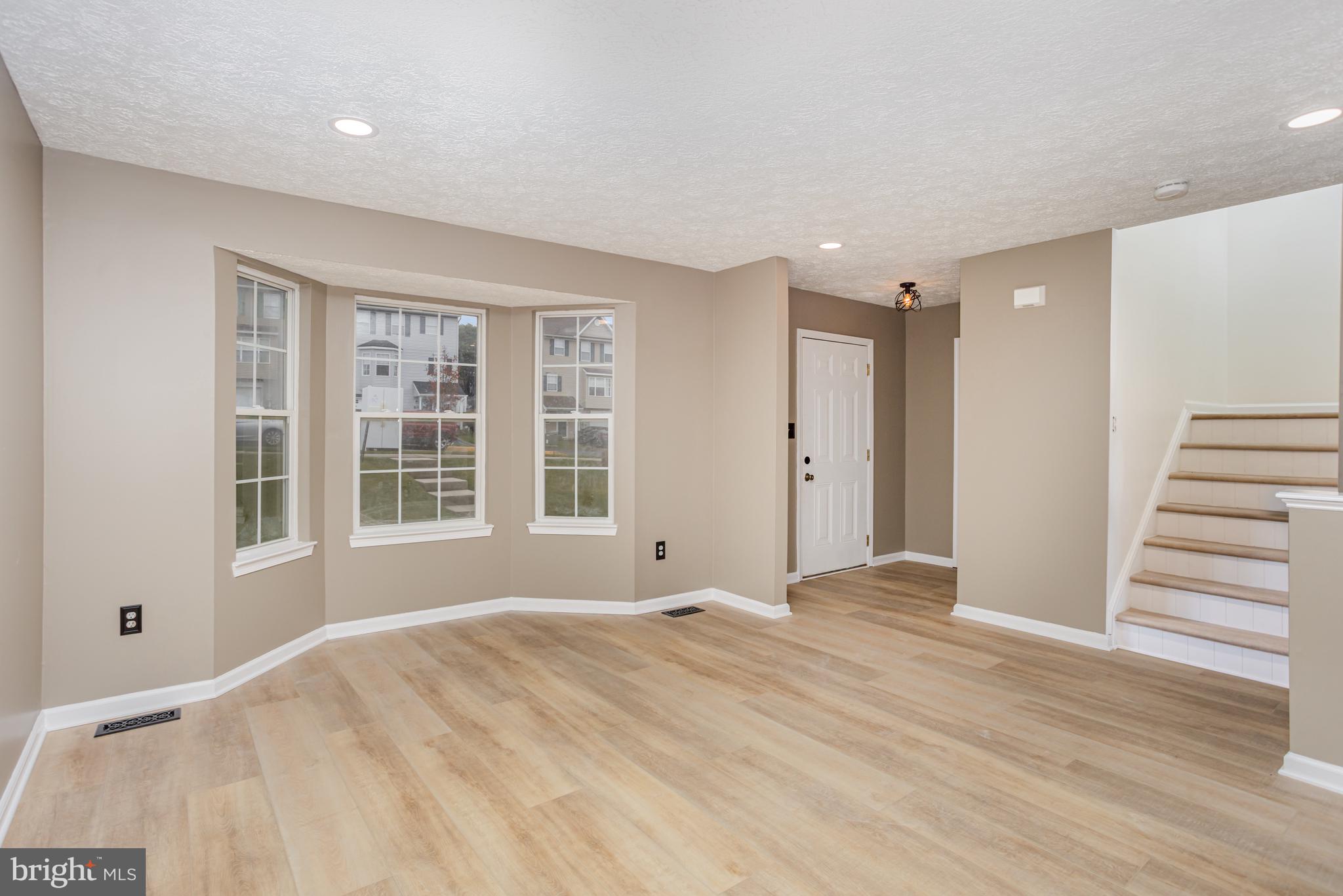 175 COUNTRY RIDGE DRIVE