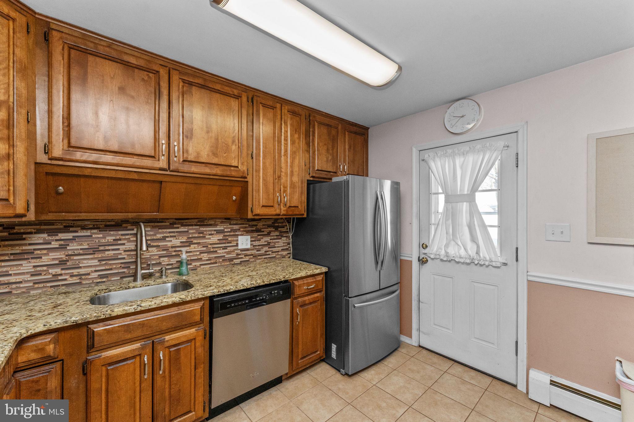 BROOKFIELD - Residential