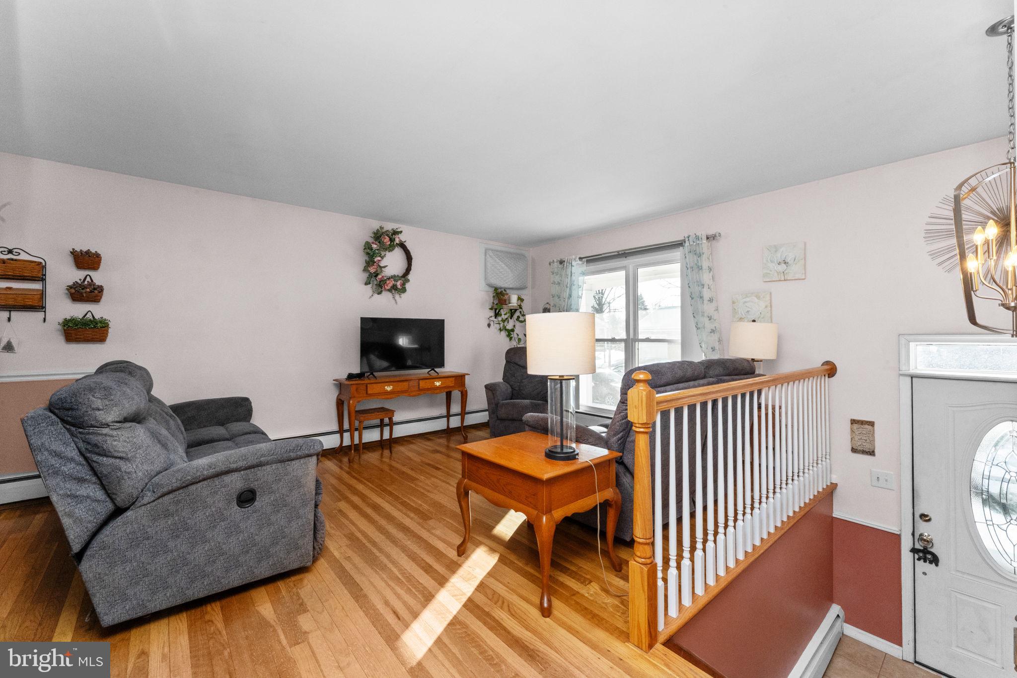 BROOKFIELD - Residential